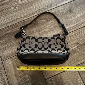 Coach shoulder bag